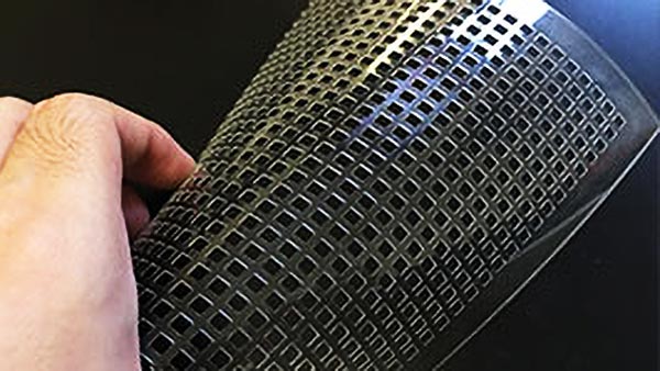 塑料激光打孔 現(xiàn)在塑料打孔設(shè)備都有哪些?(圖1)