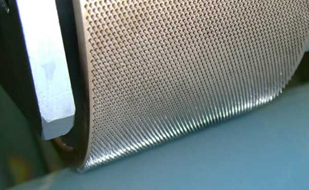 輥針穿孔 機械打孔、滾針打孔和激光打孔作為比較有什么區(qū)別(圖2)