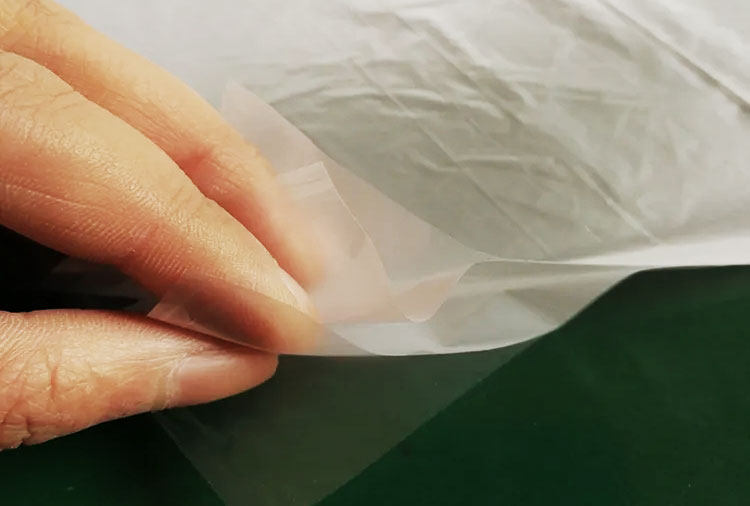 塑料激光焊接中，產(chǎn)品平整度對(duì)于激光焊接的影響